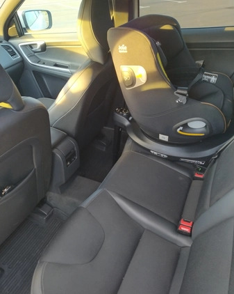 Volvo XC 60 cena 68800 przebieg: 258000, rok produkcji 2014 z Tarnobrzeg małe 121